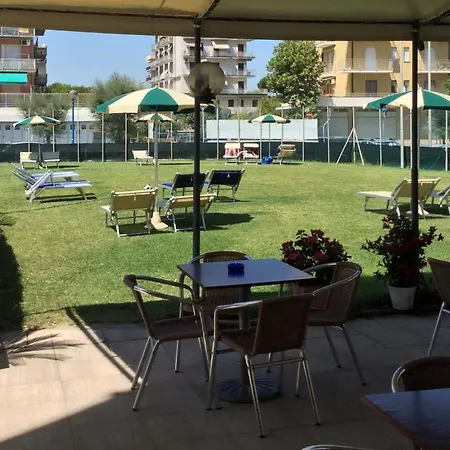 Lima Hotel 3*