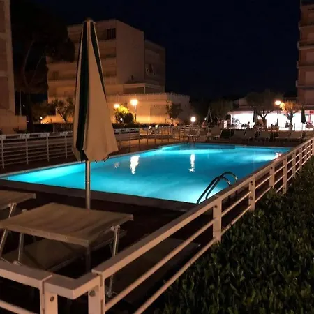 Lima Hotel 3*